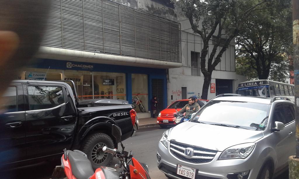 Estudio en el Centro de Asunción Assunção Exterior foto